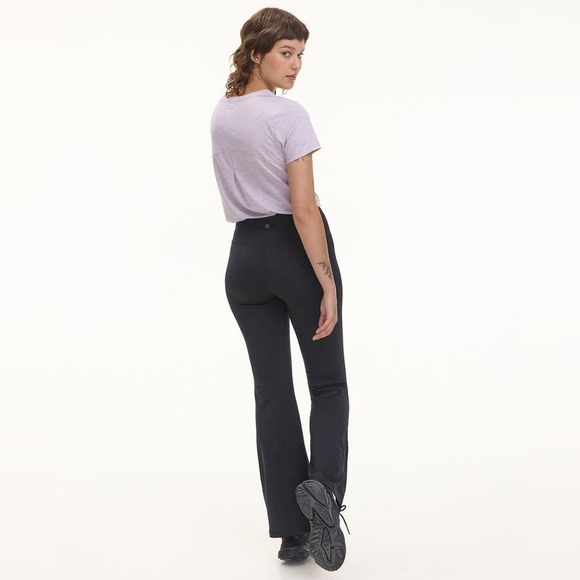Flare-Leg High-Rise Pulse Legging Pant - Hyba - Petite - Picture 2 of 5